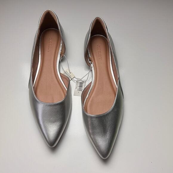 Old Navy Silver Shine Pointed Toe Low Heel  D'Orsay Flats  Sz 8 - Picture 1 of 7